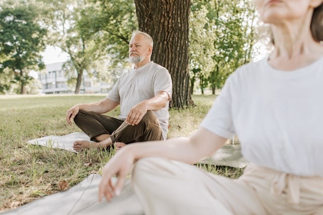 elderly-man-doing-yoga